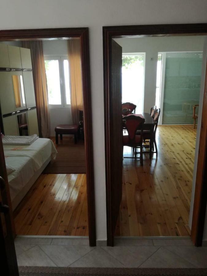 Apartment Luna Ulcinj Eksteriør billede